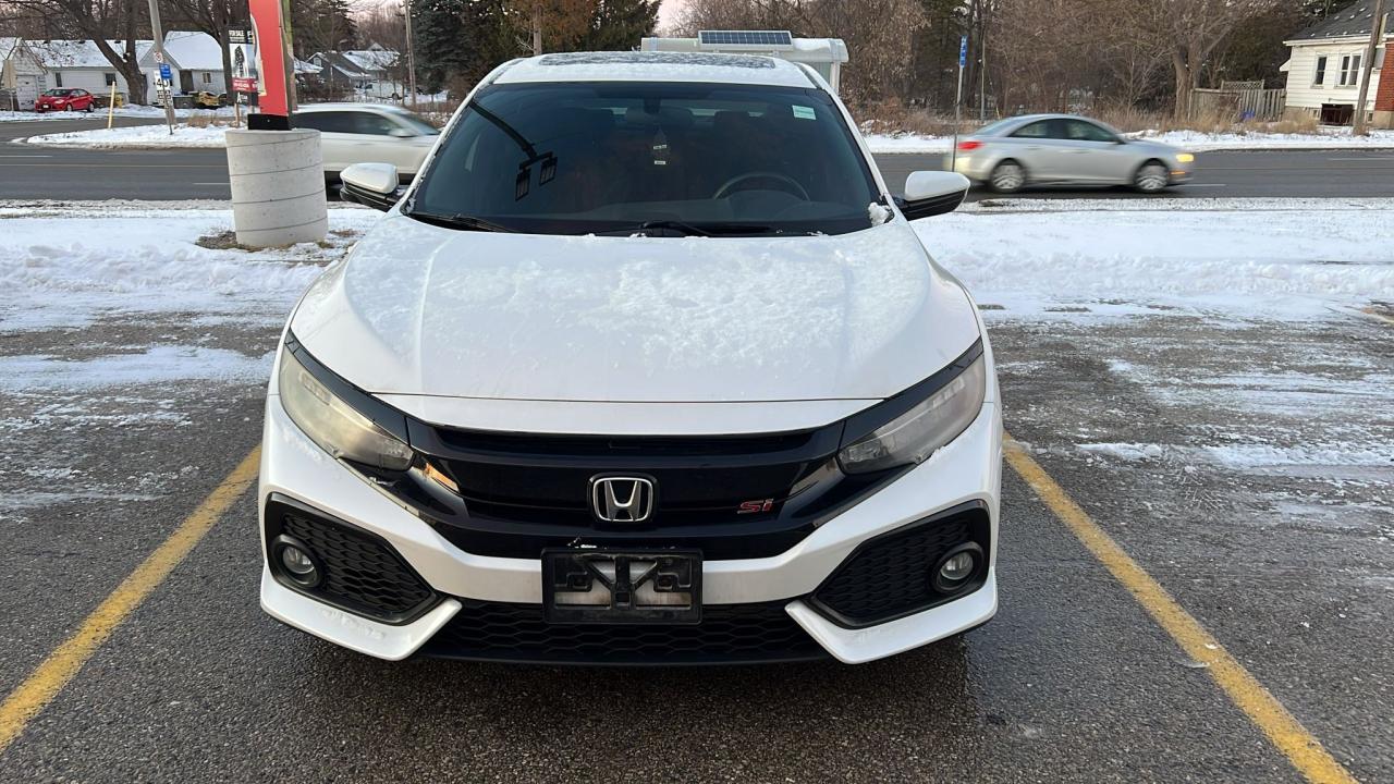 2017 Honda Civic Si (M6) 4dr Sedan Photo