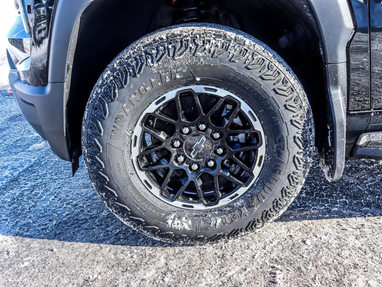 2026 Chevrolet Silverado EV e4WD Crew Cab Extended Range Trail Boss Photo