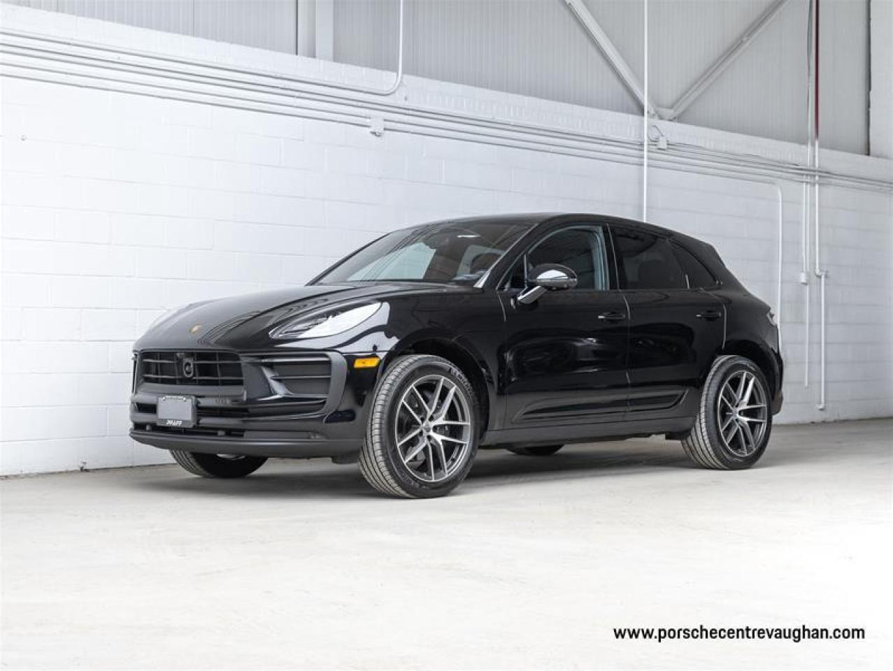 2025 Porsche Macan  Photo
