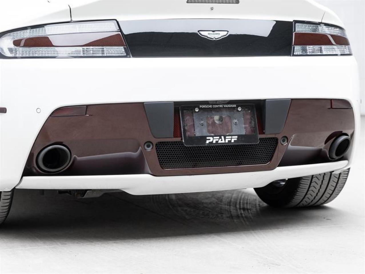 2016 Aston Martin Vantage GT  Photo