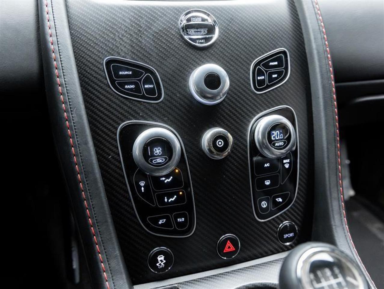 2016 Aston Martin Vantage GT  Photo