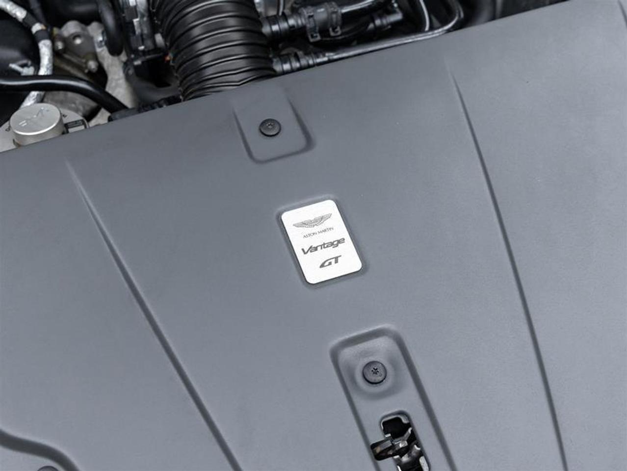 2016 Aston Martin Vantage GT  Photo