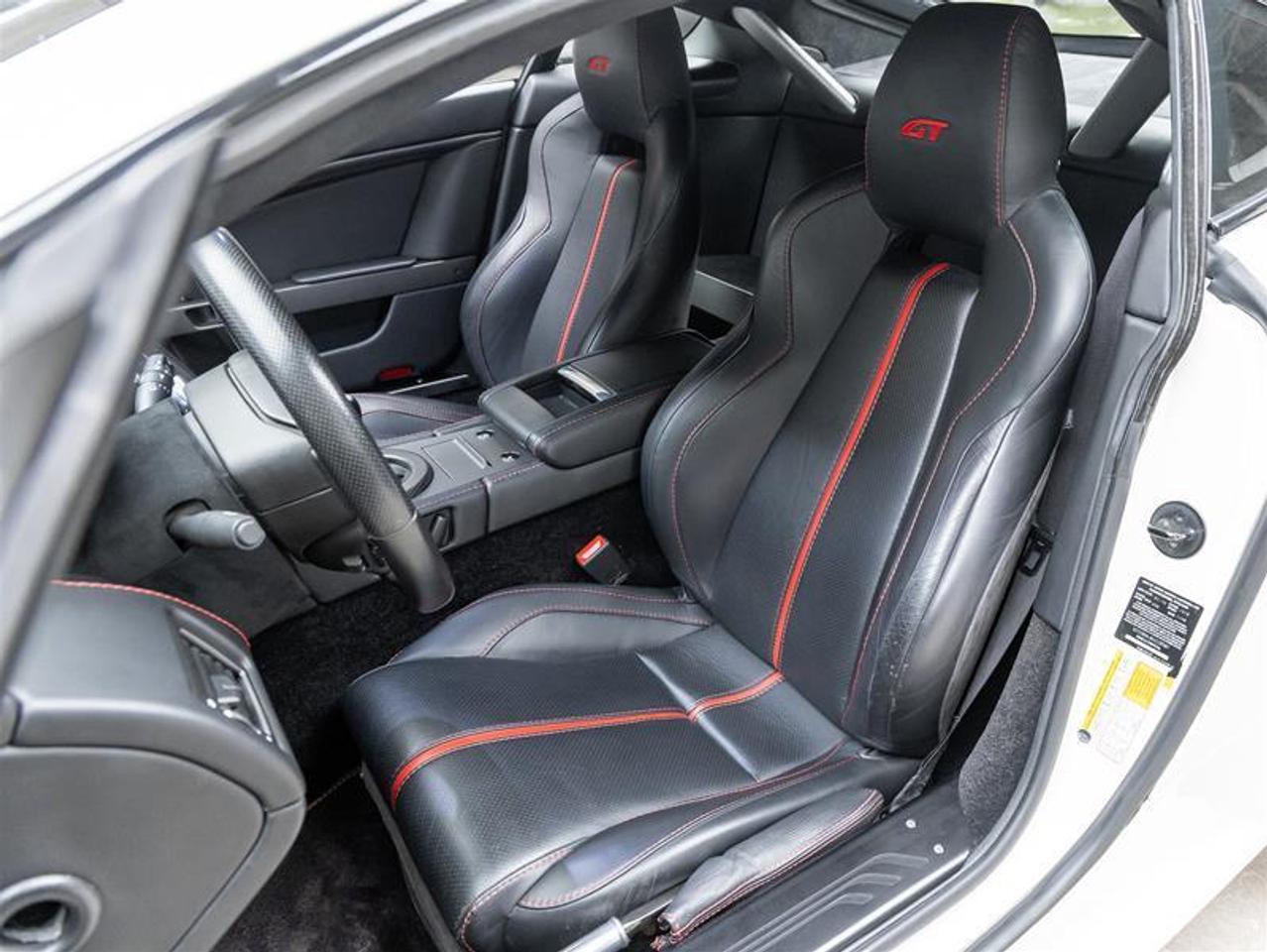 2016 Aston Martin Vantage GT  Photo