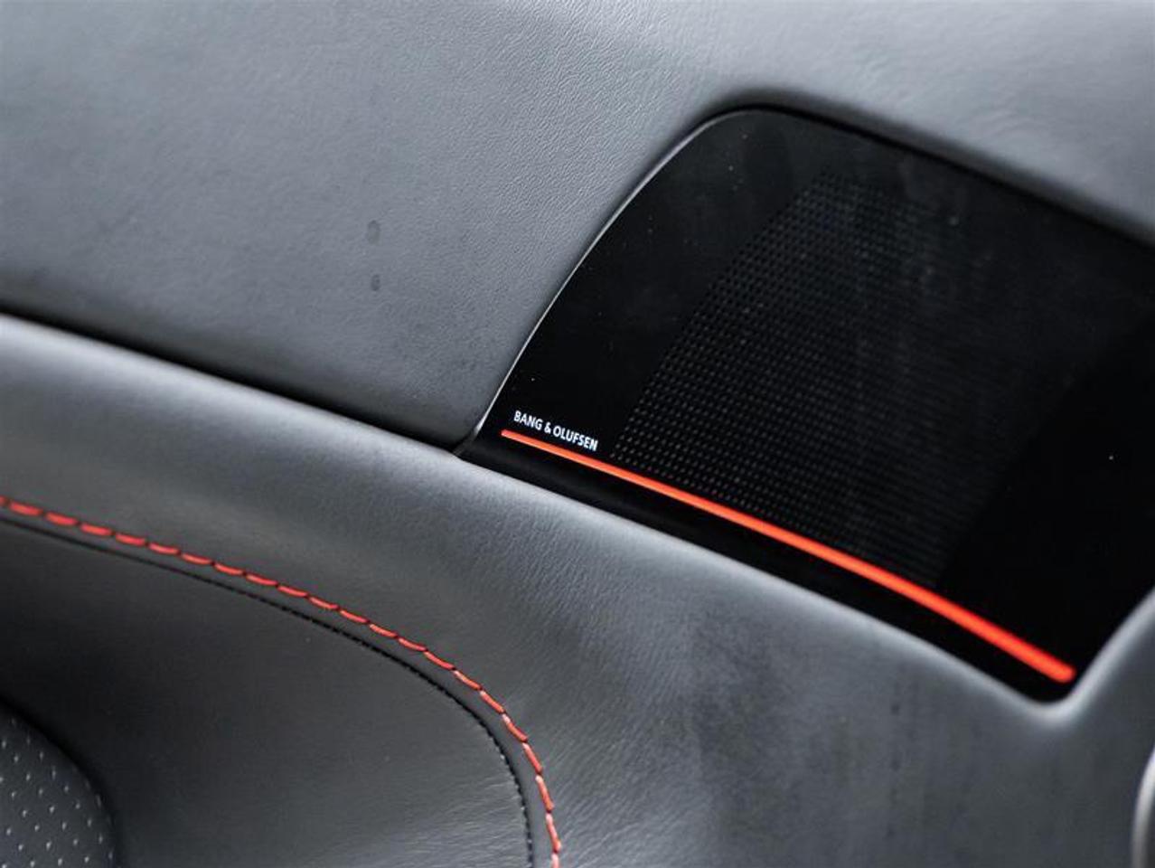 2016 Aston Martin Vantage GT  Photo