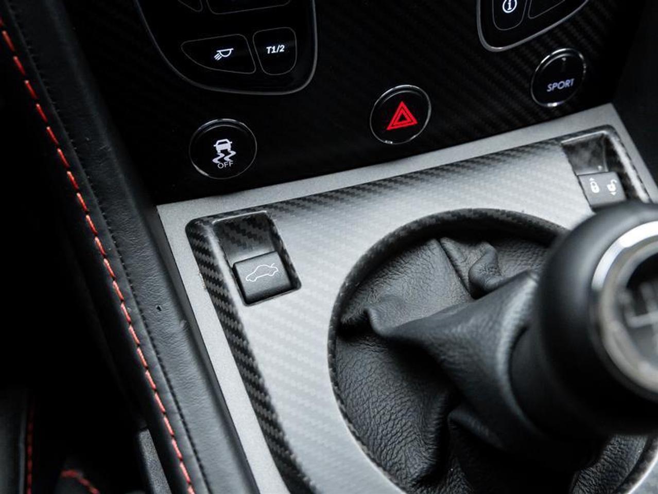 2016 Aston Martin Vantage GT  Photo