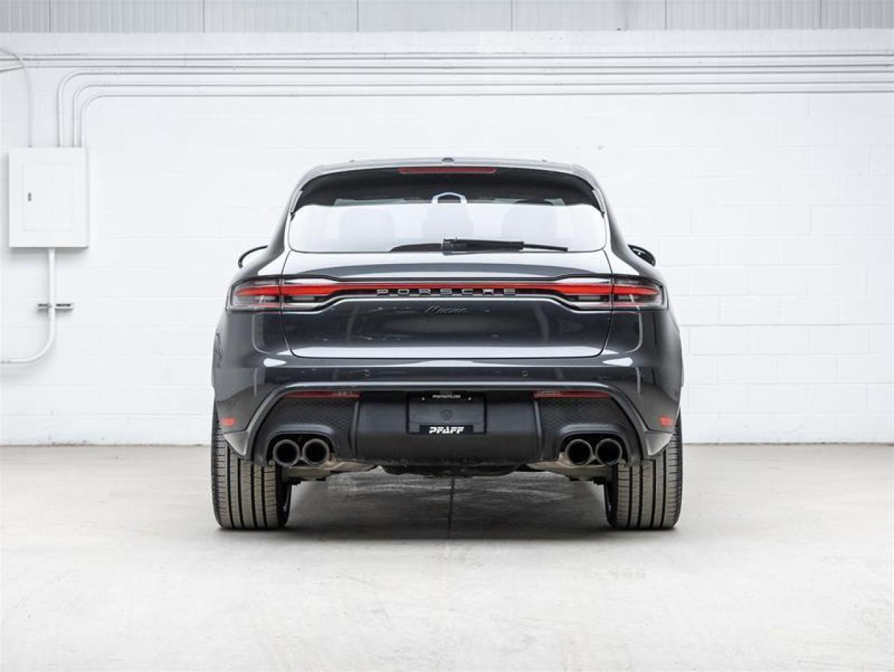 2025 Porsche Macan  Photo