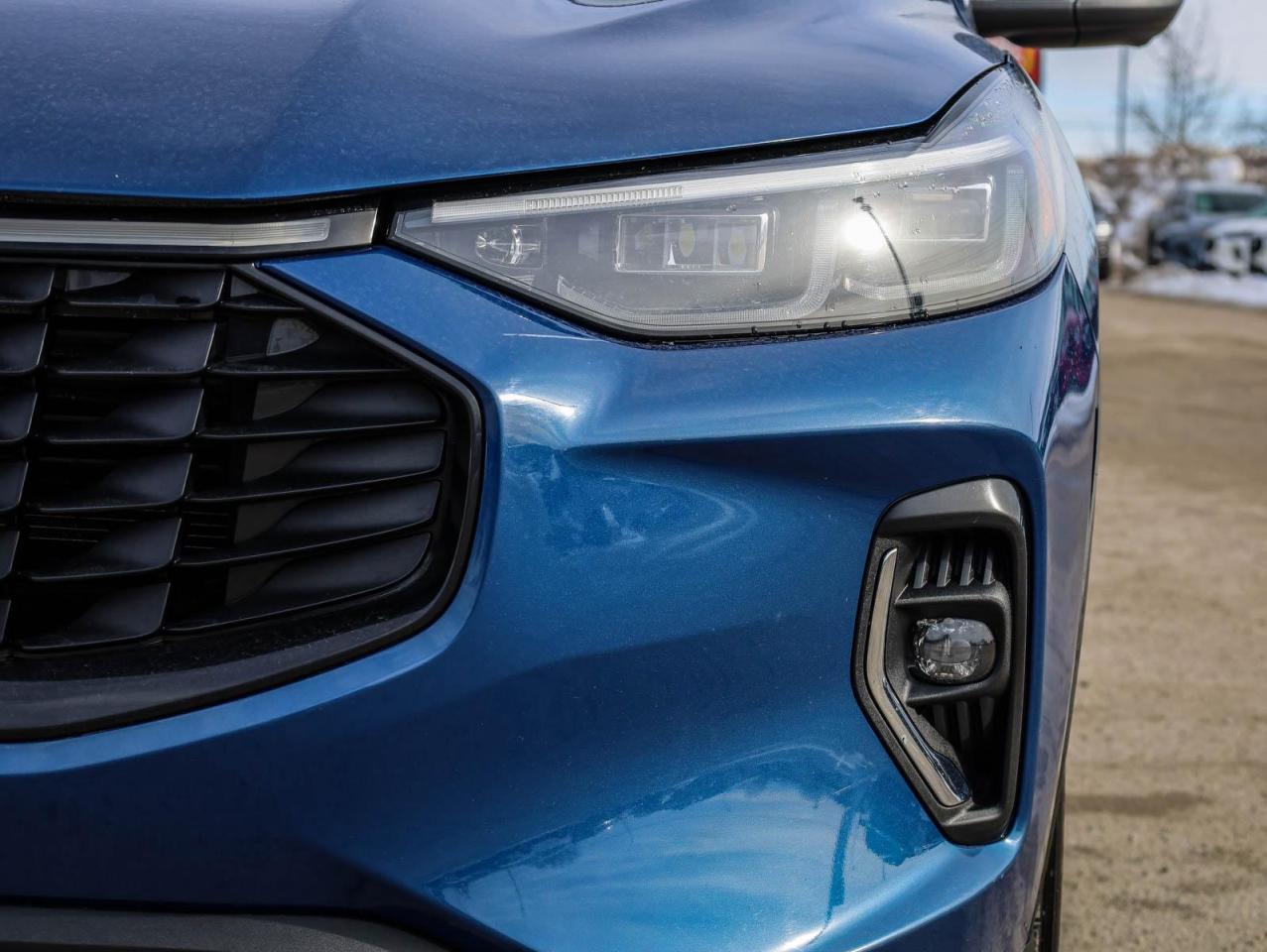 2023 Ford Escape Platinum 4dr All-Wheel Drive Photo