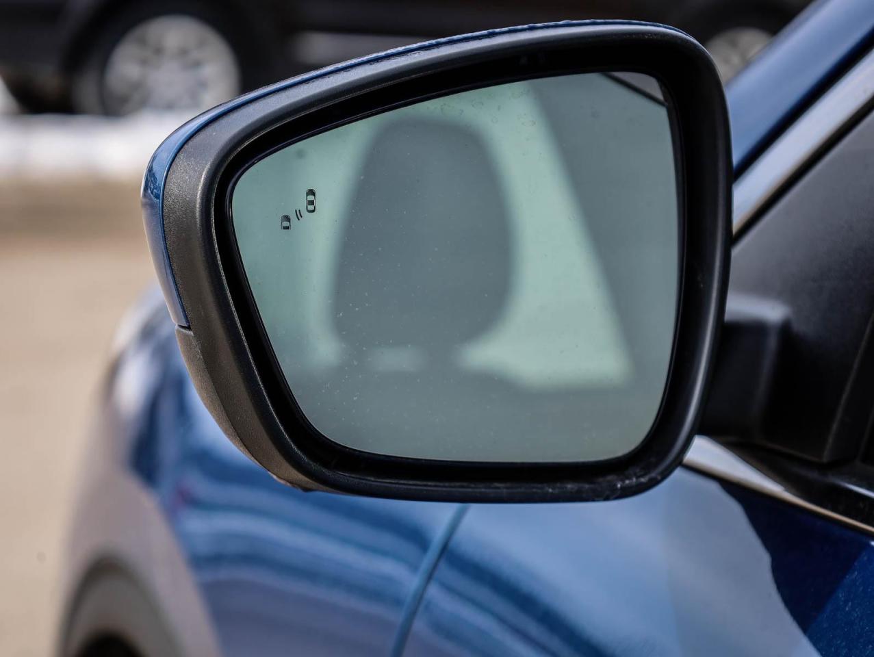 2023 Ford Escape Platinum 4dr All-Wheel Drive Photo