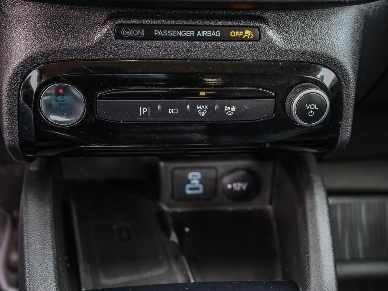 2023 Ford Escape Platinum 4dr All-Wheel Drive Photo