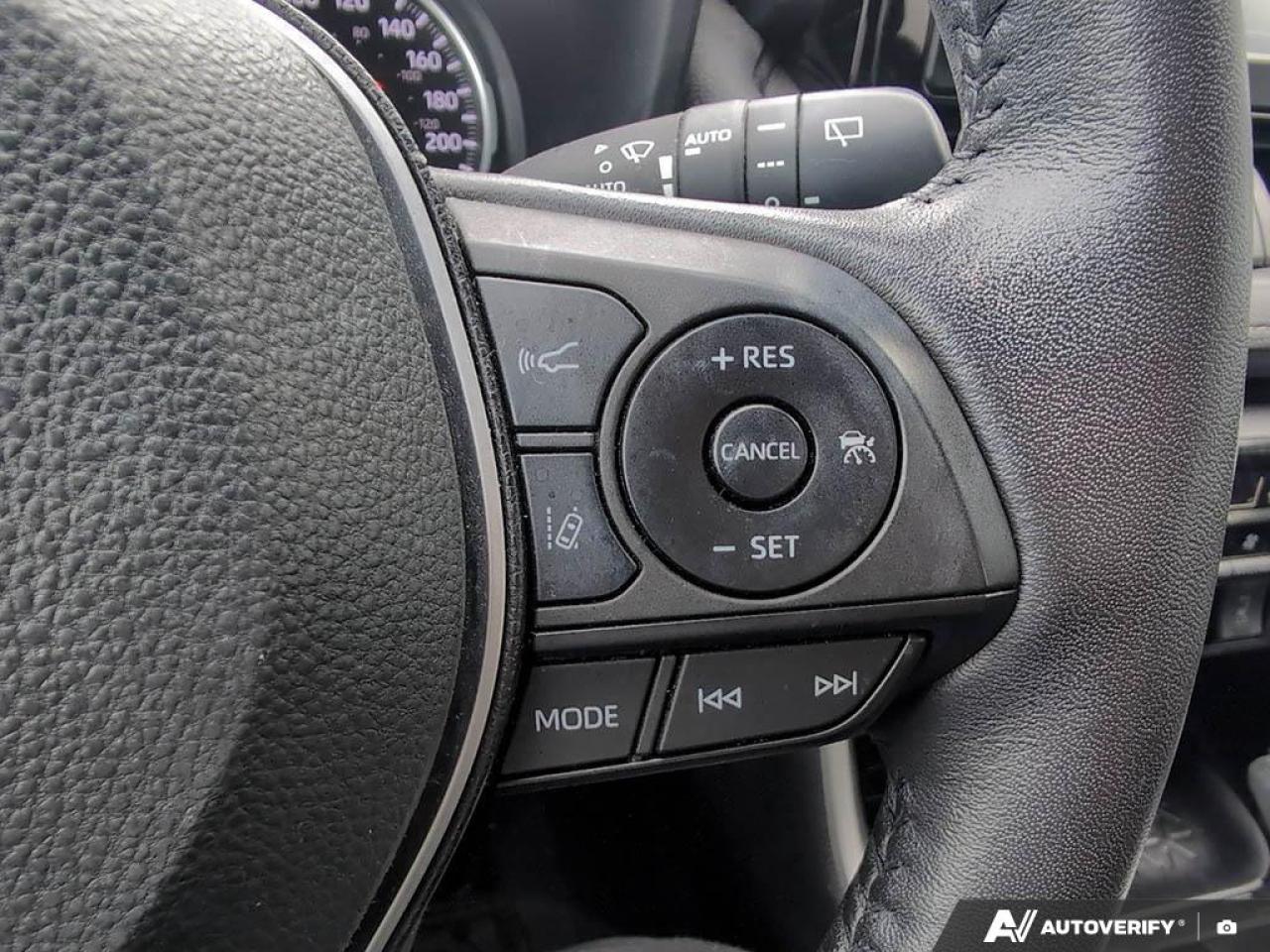 2022 Toyota RAV4 XLE 4dr All-wheel Drive Photo