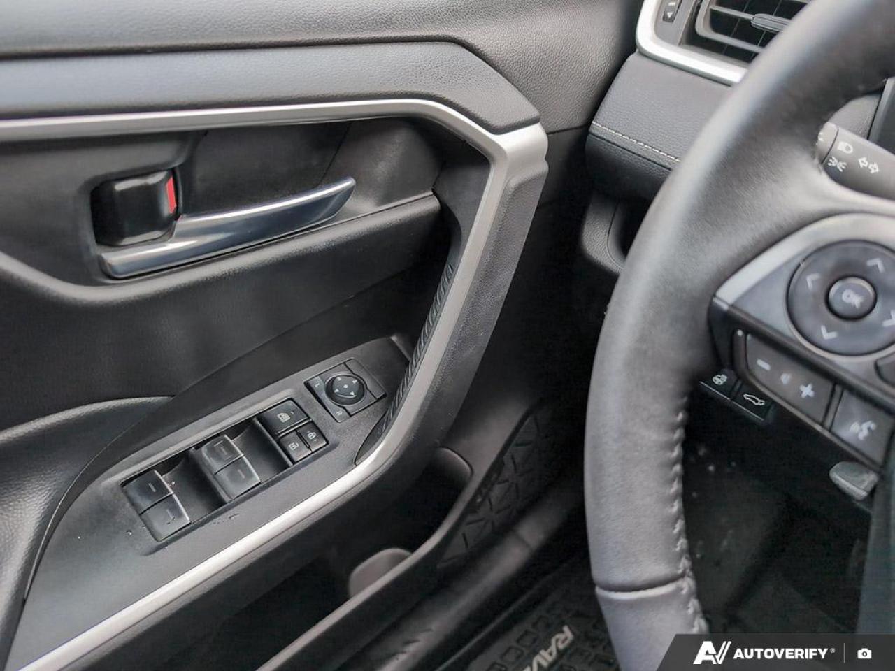 2022 Toyota RAV4 XLE 4dr All-wheel Drive Photo