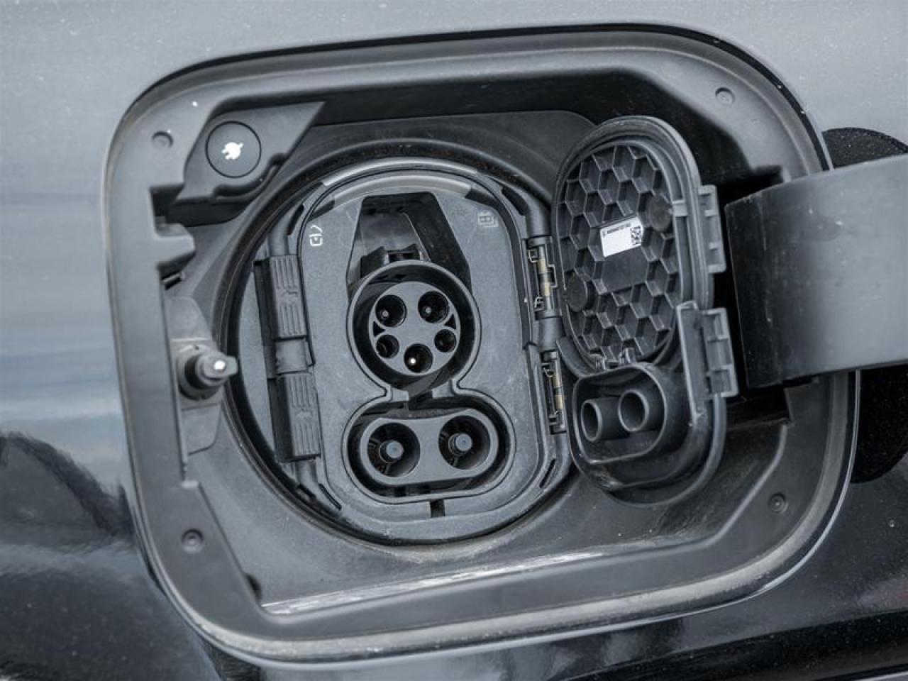 2022 Mercedes-Benz EQB 350 Base EQB 350 4dr All-Wheel Drive 4MATIC Photo