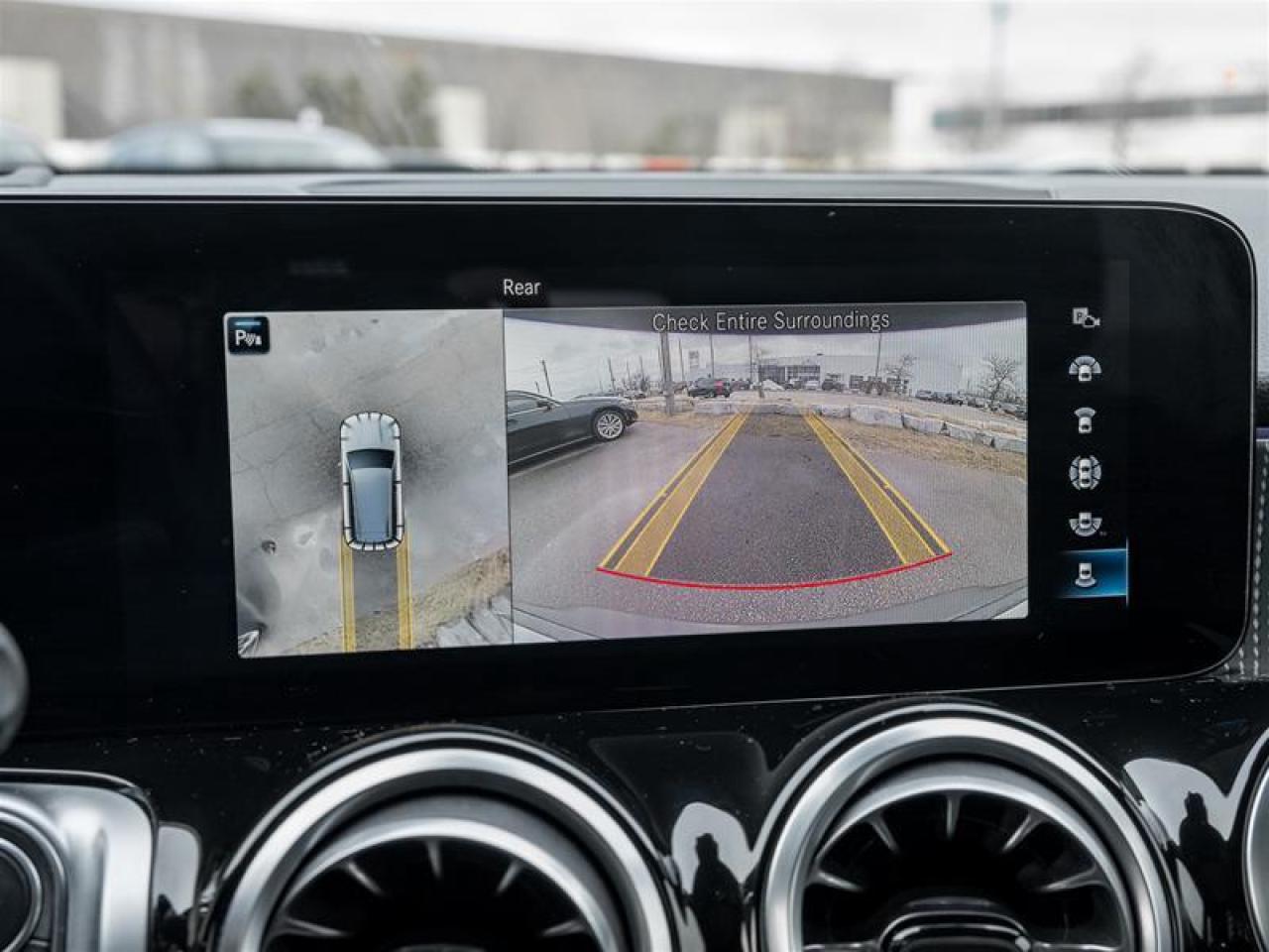 2022 Mercedes-Benz EQB 350 Base EQB 350 4dr All-Wheel Drive 4MATIC Photo