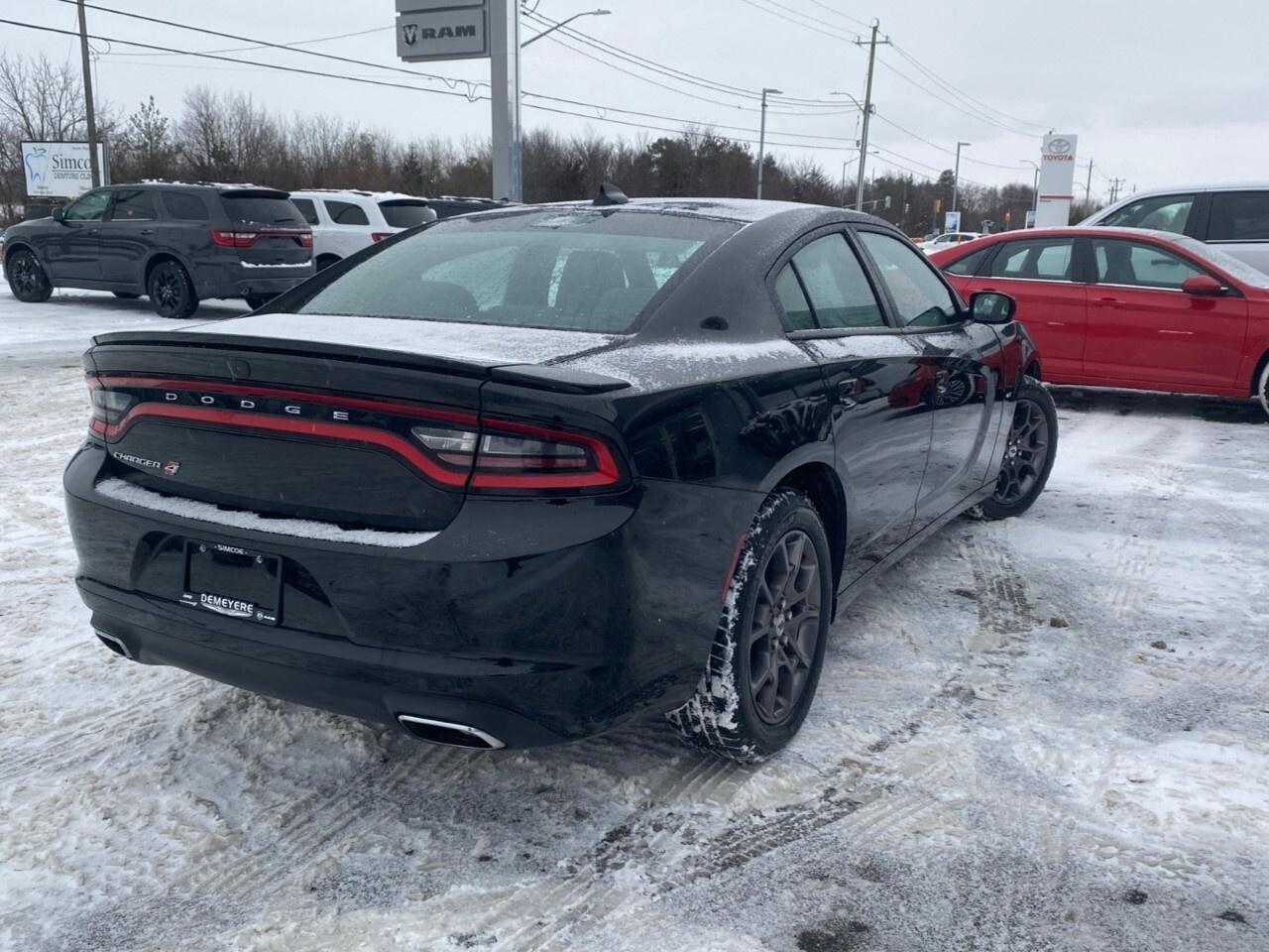 2018 Dodge Charger GT AWD Photo