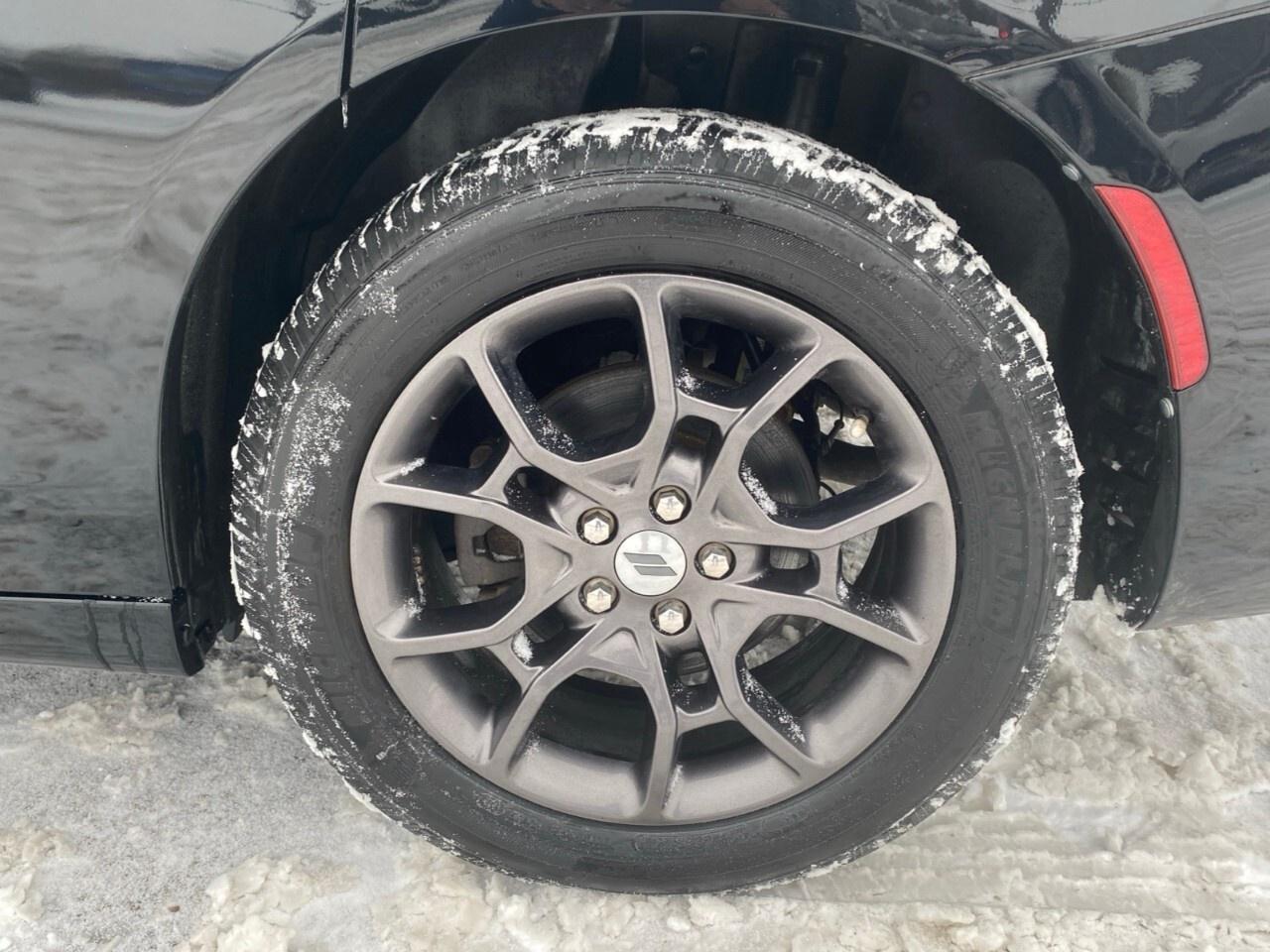 2018 Dodge Charger GT AWD Photo