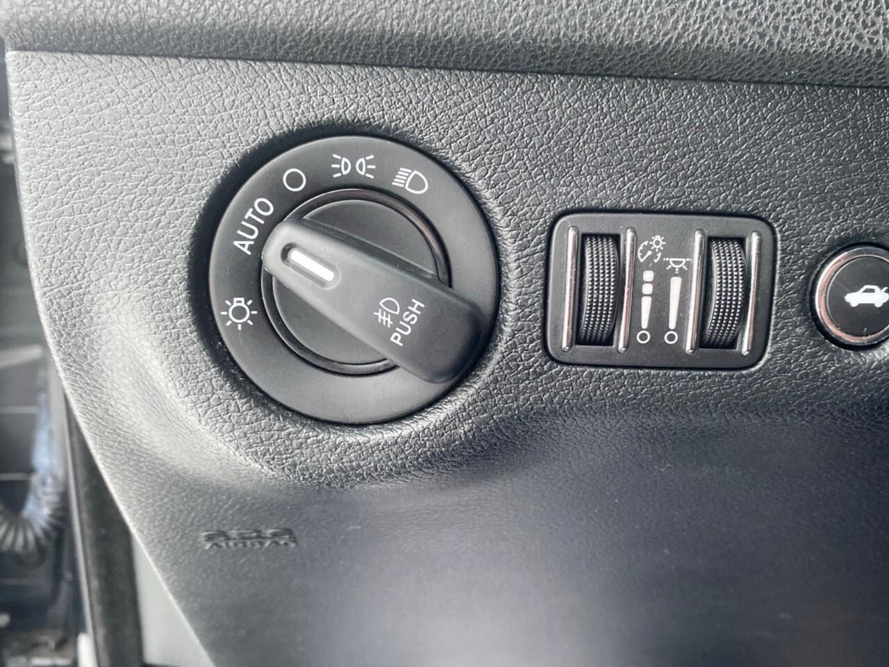 2018 Dodge Charger GT AWD Photo