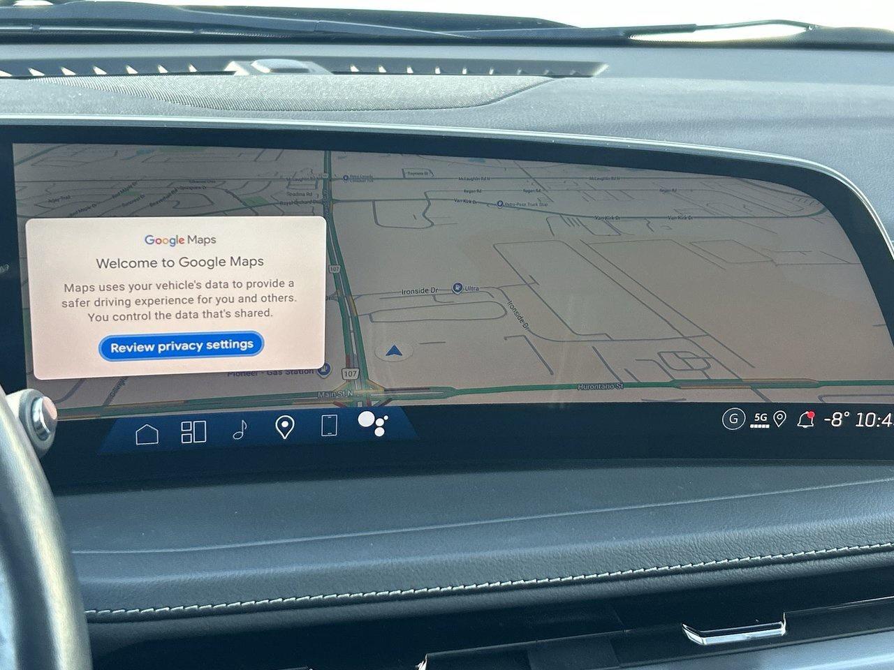 2024 Cadillac XT4 Premium Luxury Low KM Sunroof Rates from 4.99% Photo