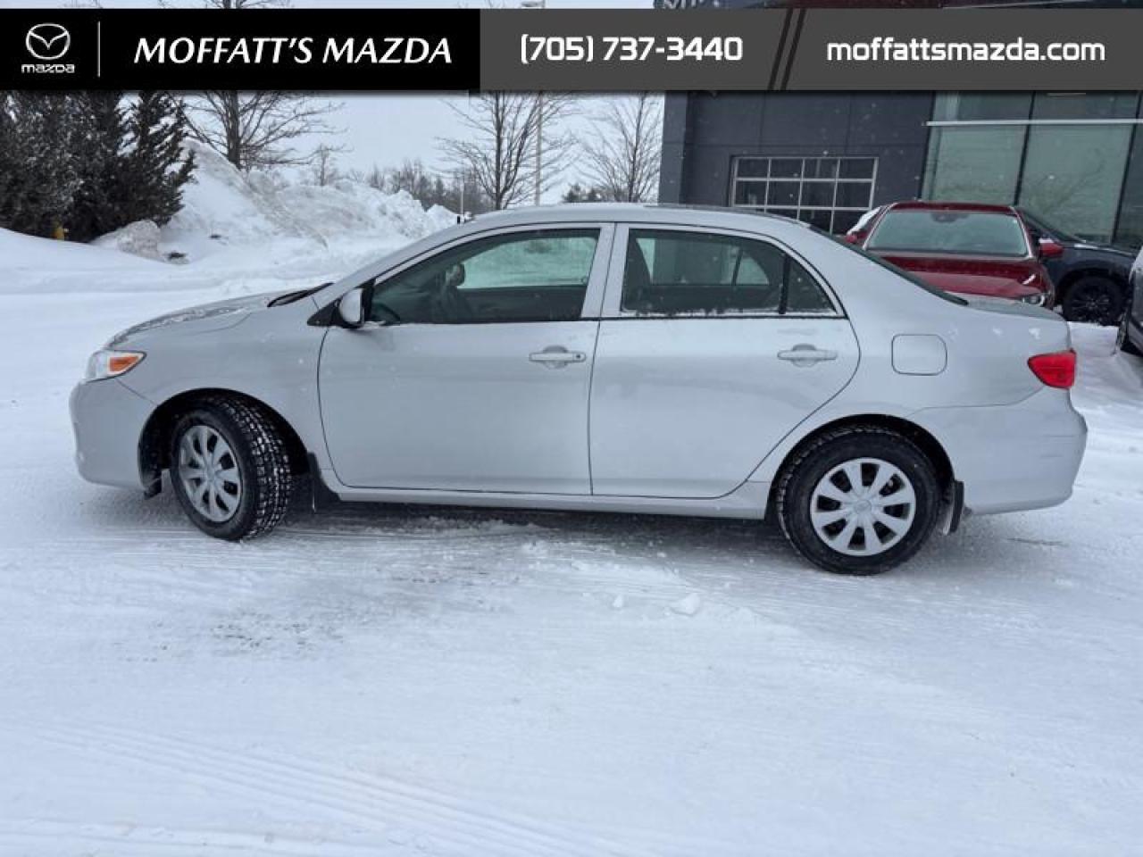 2013 Toyota Corolla LE Photo