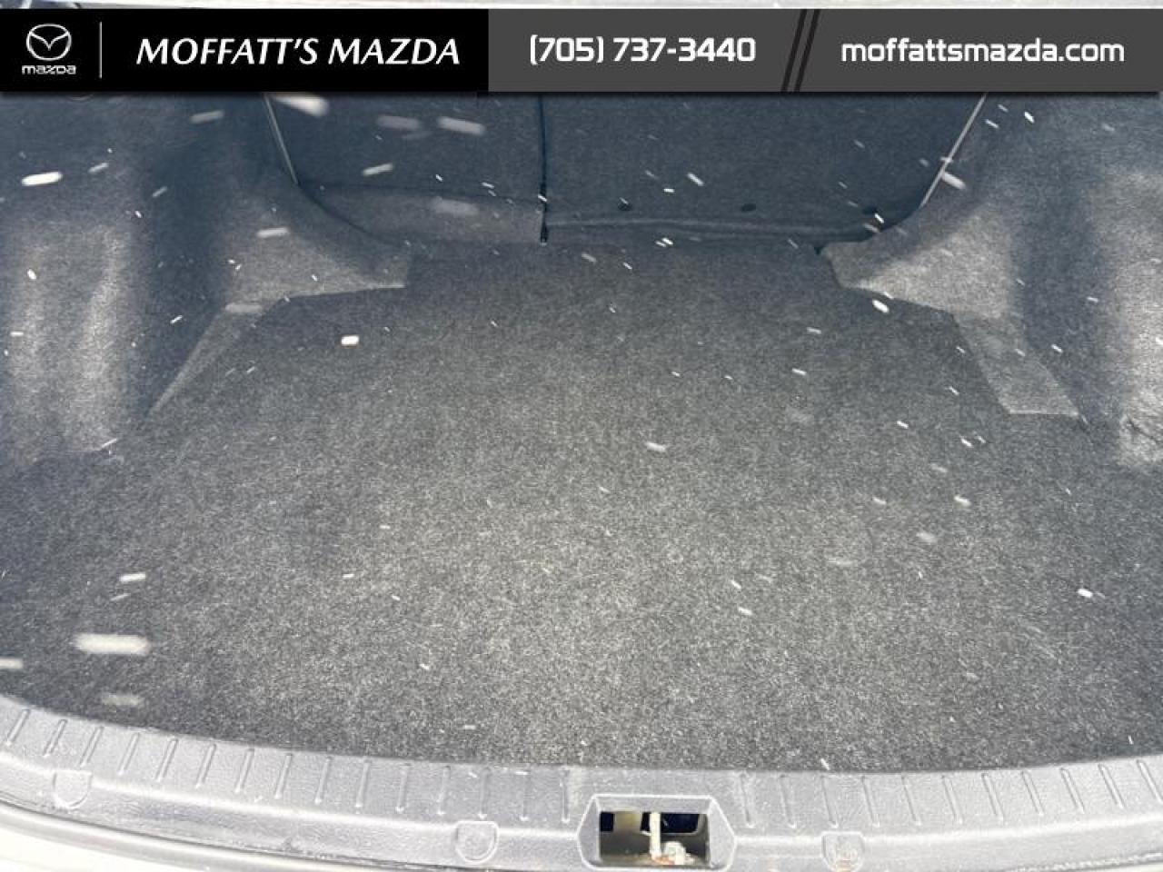 2013 Toyota Corolla LE Photo