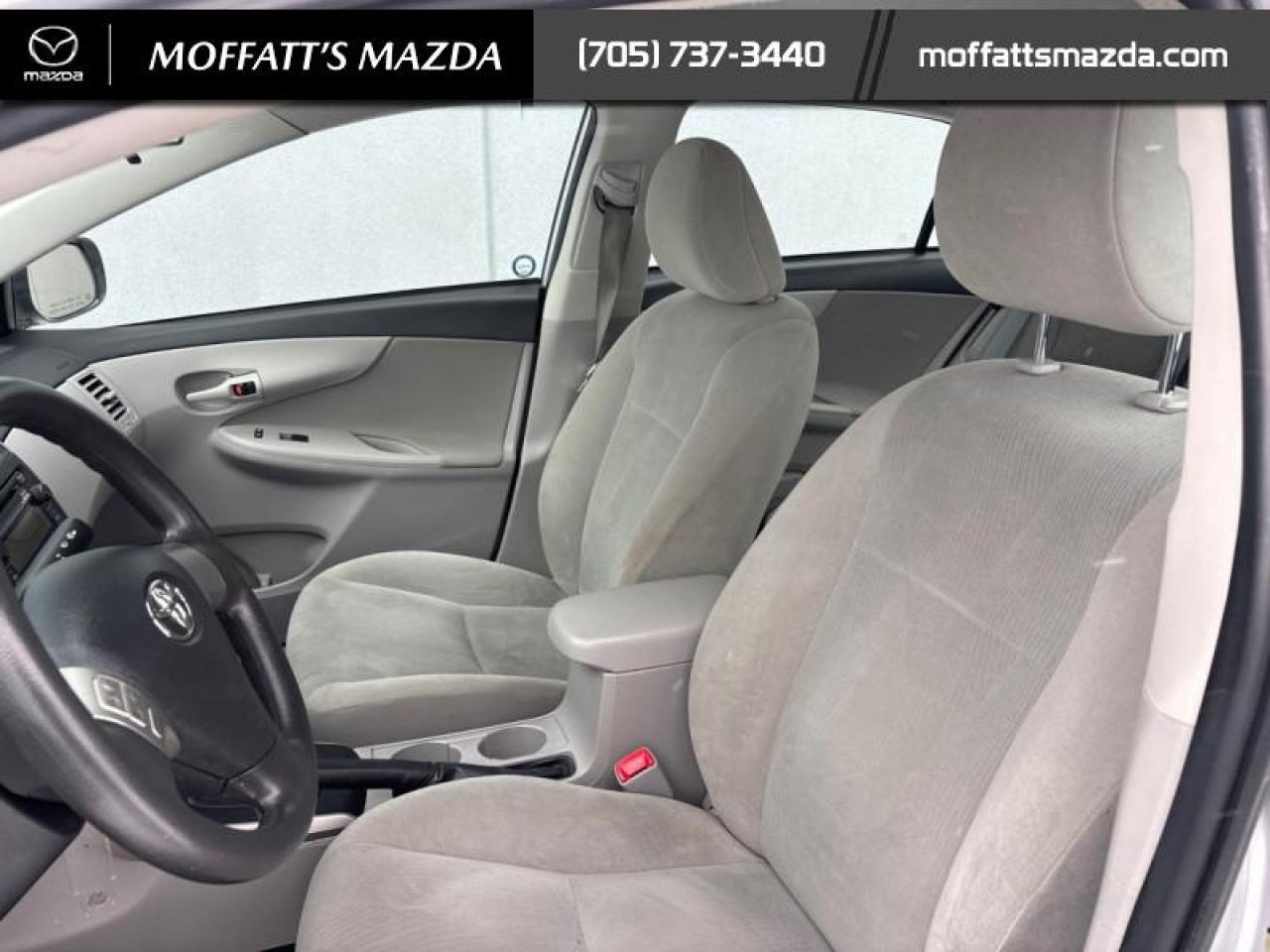 2013 Toyota Corolla LE Photo