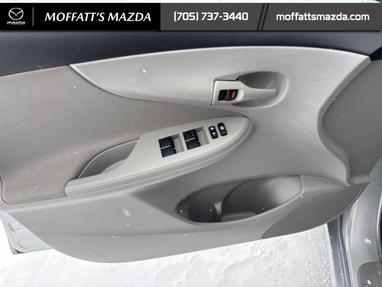 2013 Toyota Corolla LE Photo