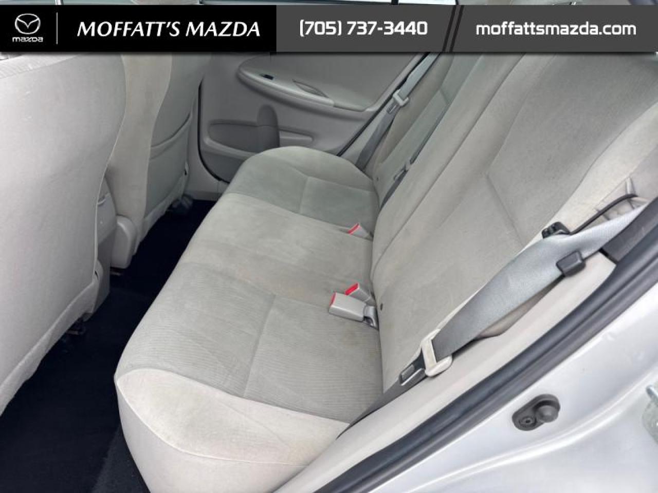 2013 Toyota Corolla LE Photo