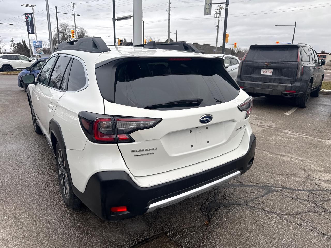 2023 Subaru Outback Limited 4dr All-Wheel Drive Photo