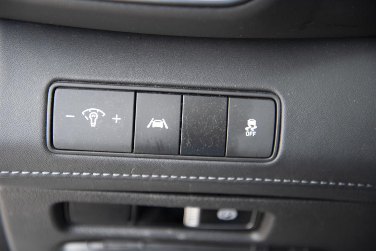 2022 Hyundai Santa Fe SANTA FE SEL Photo