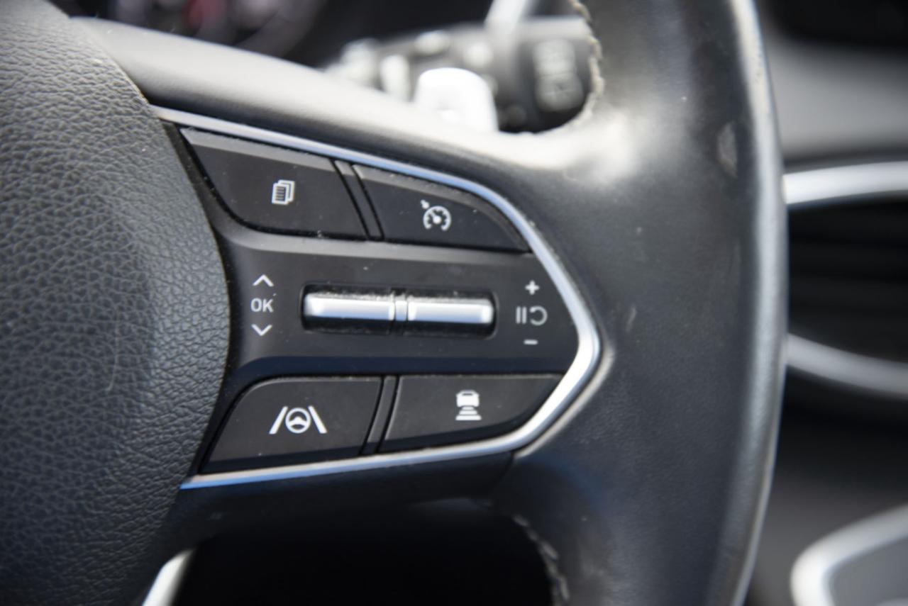 2022 Hyundai Santa Fe SANTA FE SEL Photo