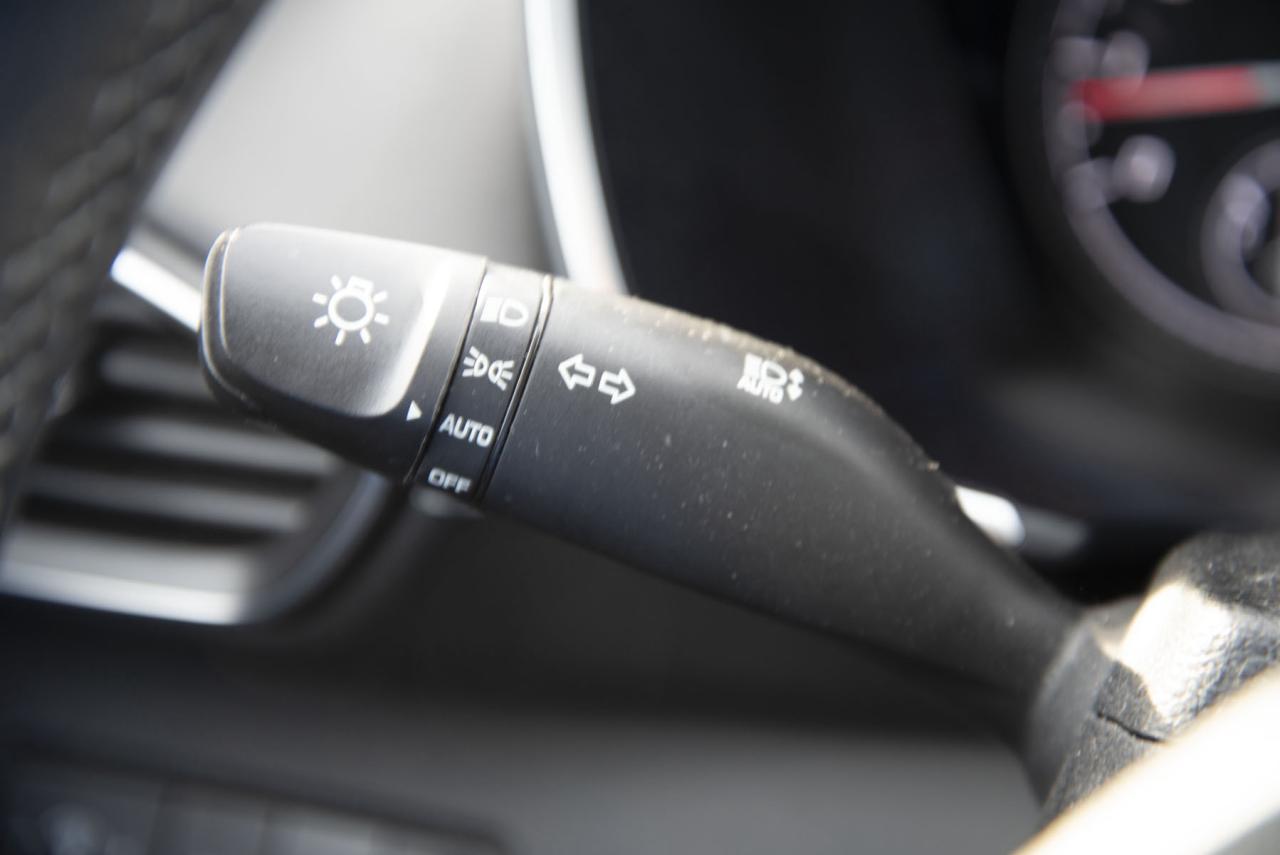 2022 Hyundai Santa Fe SANTA FE SEL Photo