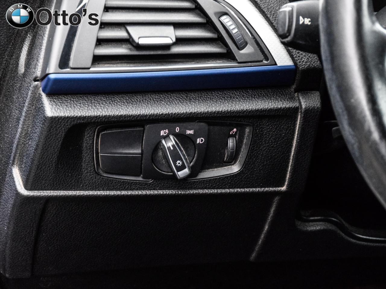 2016 BMW 228i xDrive Cabriolet Photo