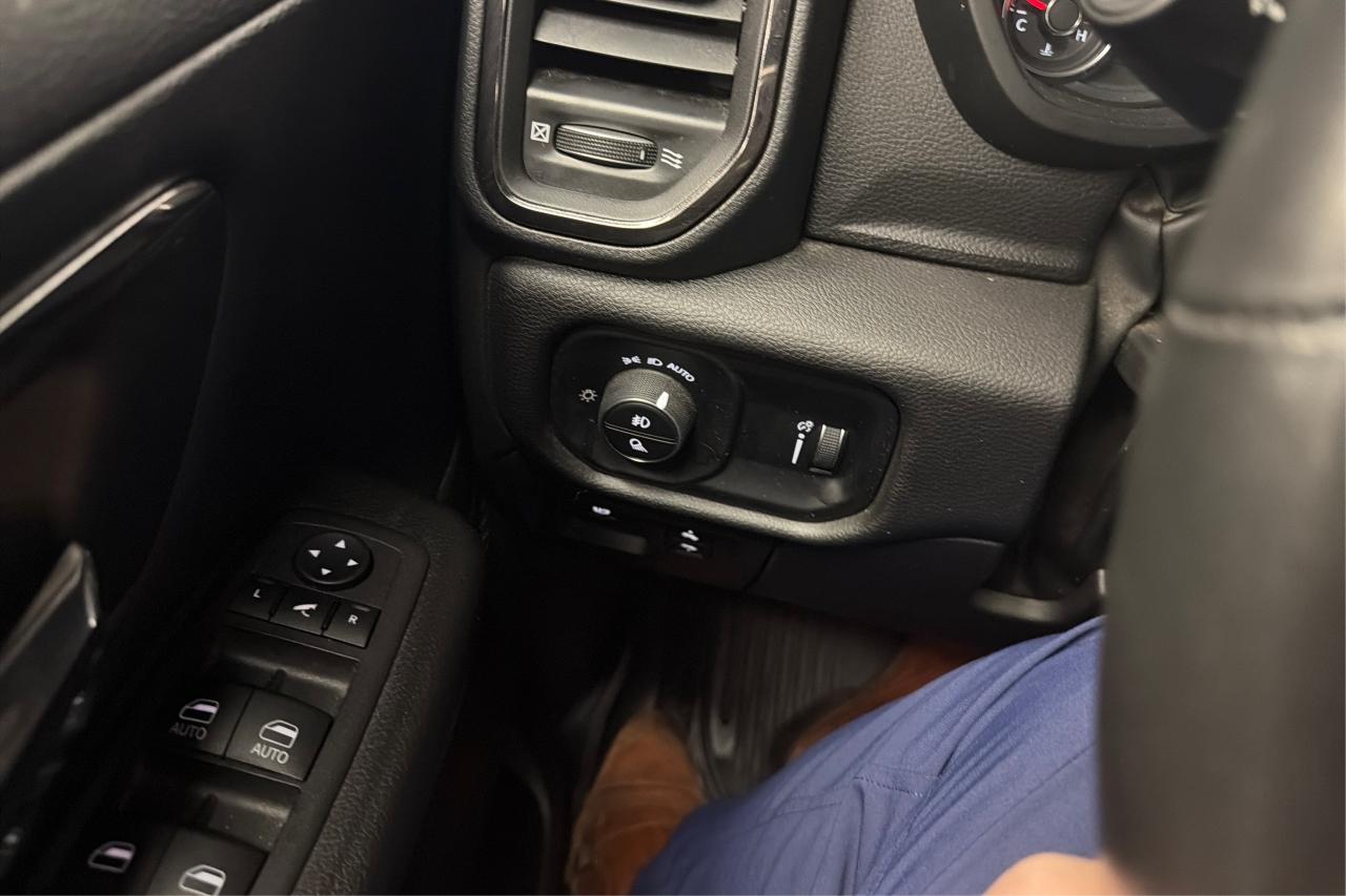 2024 RAM 1500 Big Horn Photo