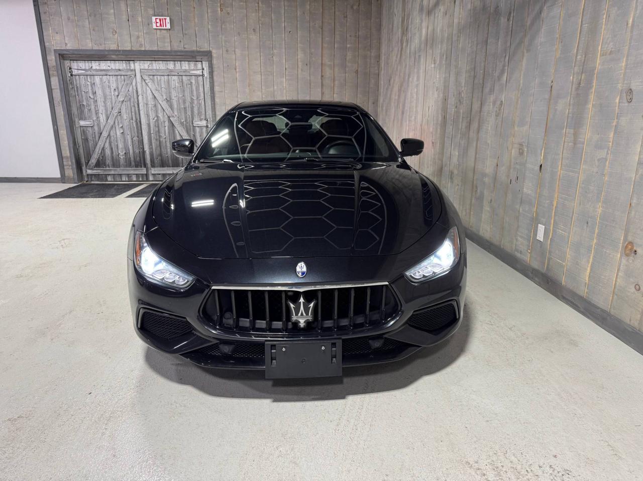 2022 Maserati Ghibli Modena Q4 3.0L 424HP  ONE OWNER  PRISTINE CONDITIO Photo3