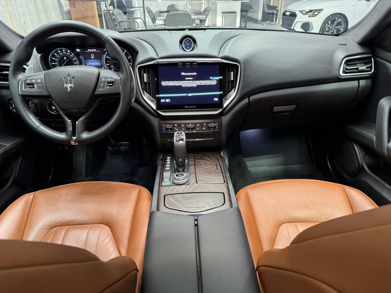 2022 Maserati Ghibli Modena Q4 3.0L 424HP  ONE OWNER  PRISTINE CONDITIO Photo