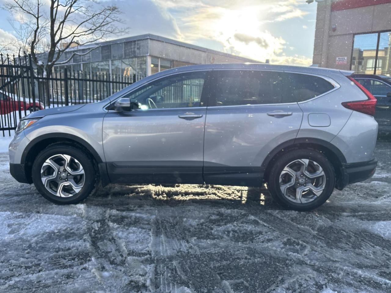 2019 Honda CR-V Ex-L AWD W/Extra set of Winter Tires Photo