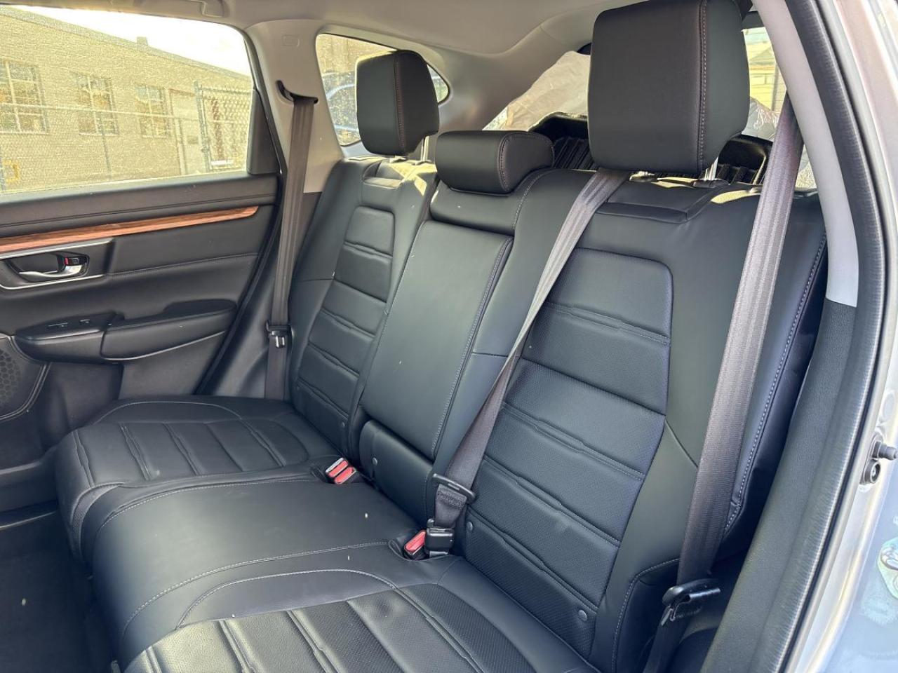 2019 Honda CR-V Ex-L AWD W/Extra set of Winter Tires Photo