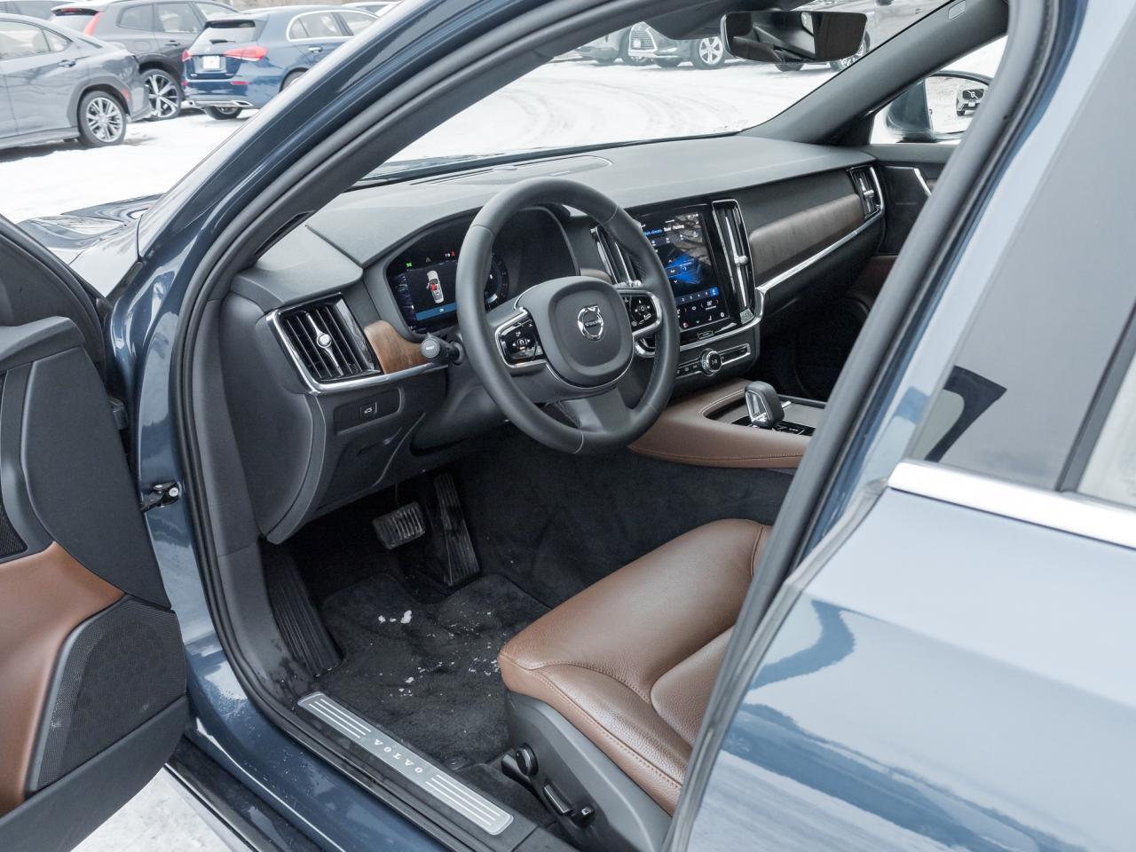 2023 Volvo S90 B6 AWD PLUS  OFF LEASE POLESTAR HARMAN KARDON  CPO Photo