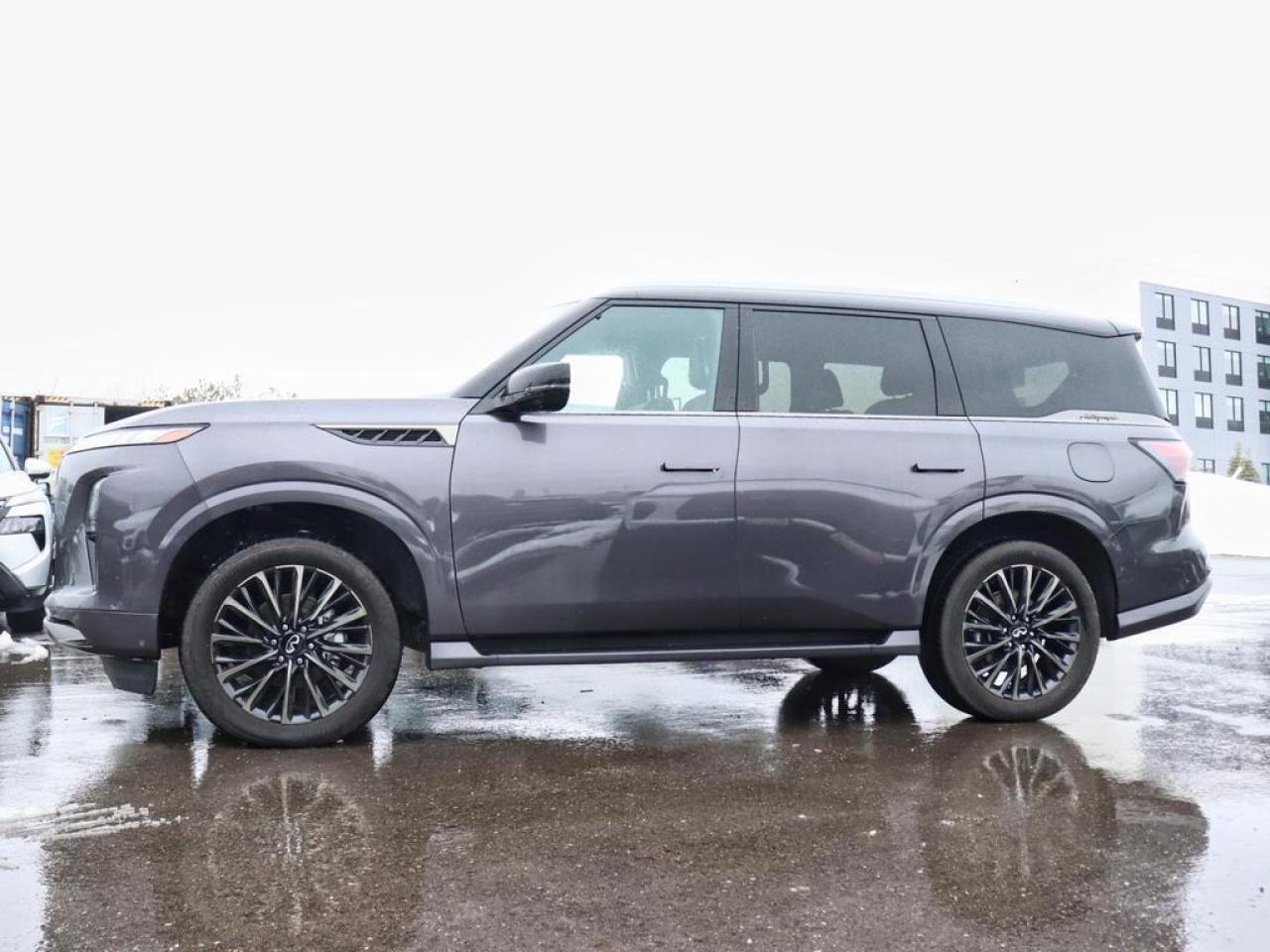 2025 Infiniti QX80 AUTOGRAPH  Massage Seats, NO LUXURY TAX Photo4