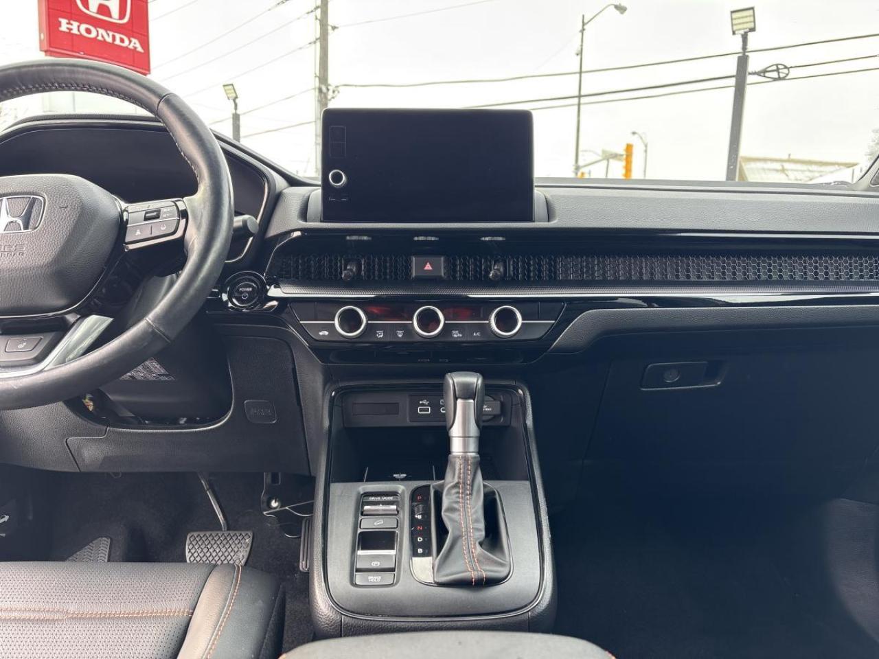 2023 Honda CR-V Hybrid Touring Honda Certified 7YR/160K Warranty Photo