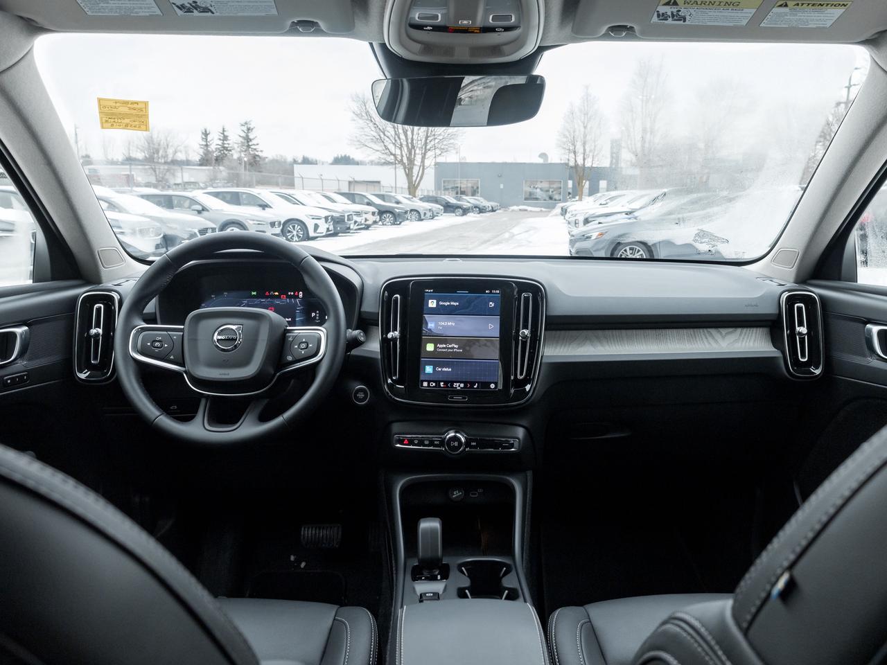 2025 Volvo XC40 B5 AWD Bright Theme  CPO FINANCE RATE fr 3.49%* Photo