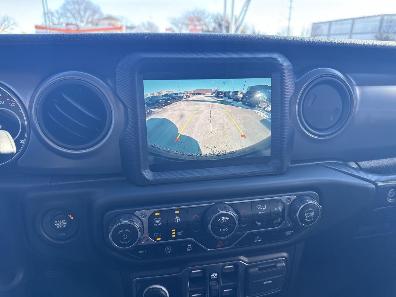 2023 Jeep Wrangler SPORT Photo