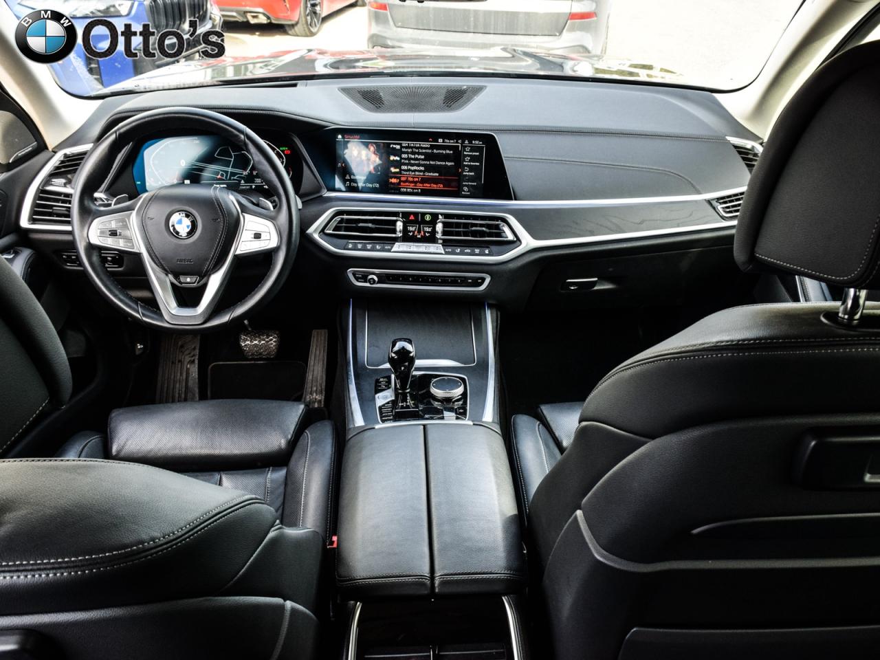 2022 BMW X7 xDrive40i Premium Enhanced Package 22inch Lt/Aly W Photo