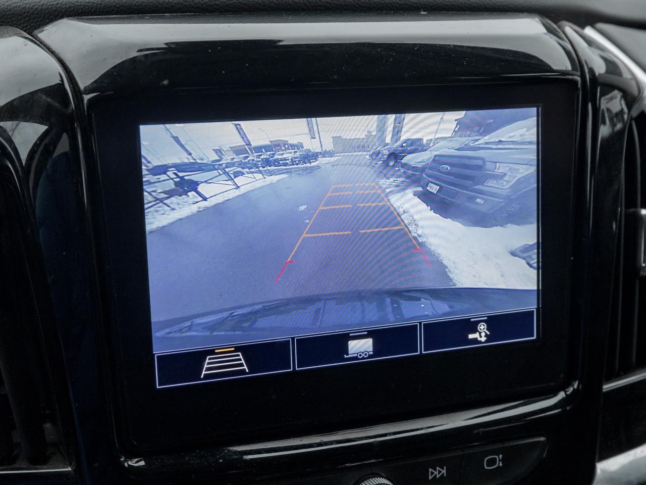 2021 Chevrolet Traverse Driver Confidence II Pkg, 3.6L, Chev Safety Pkg Photo