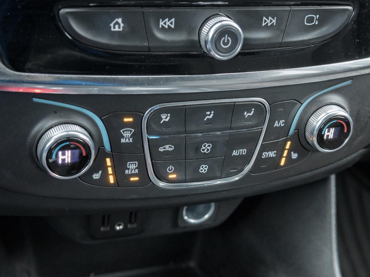 2021 Chevrolet Traverse Driver Confidence II Pkg, 3.6L, Chev Safety Pkg Photo