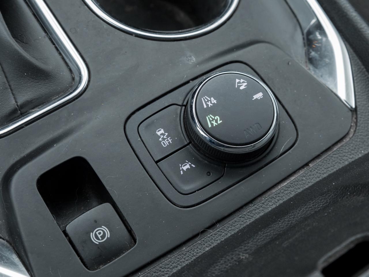 2021 Chevrolet Traverse Driver Confidence II Pkg, 3.6L, Chev Safety Pkg Photo