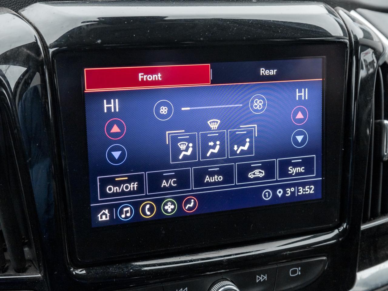 2021 Chevrolet Traverse Driver Confidence II Pkg, 3.6L, Chev Safety Pkg Photo