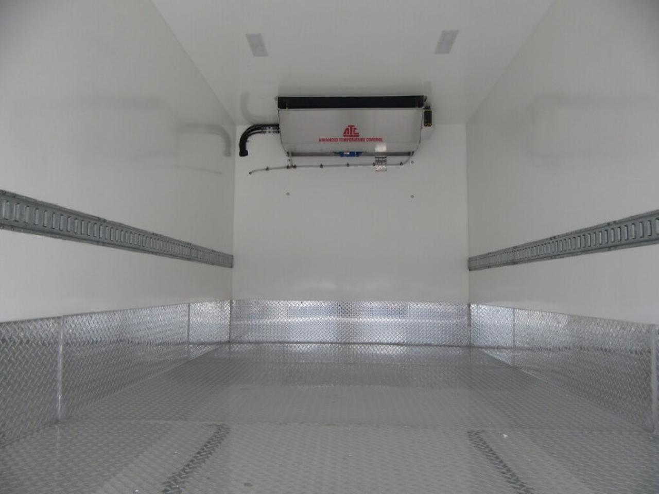 2023 Ford Super Duty E-450 DRW GAS 16FT HIGH BOX LIFTGATE & NEW REEFER SYSTEM Photo