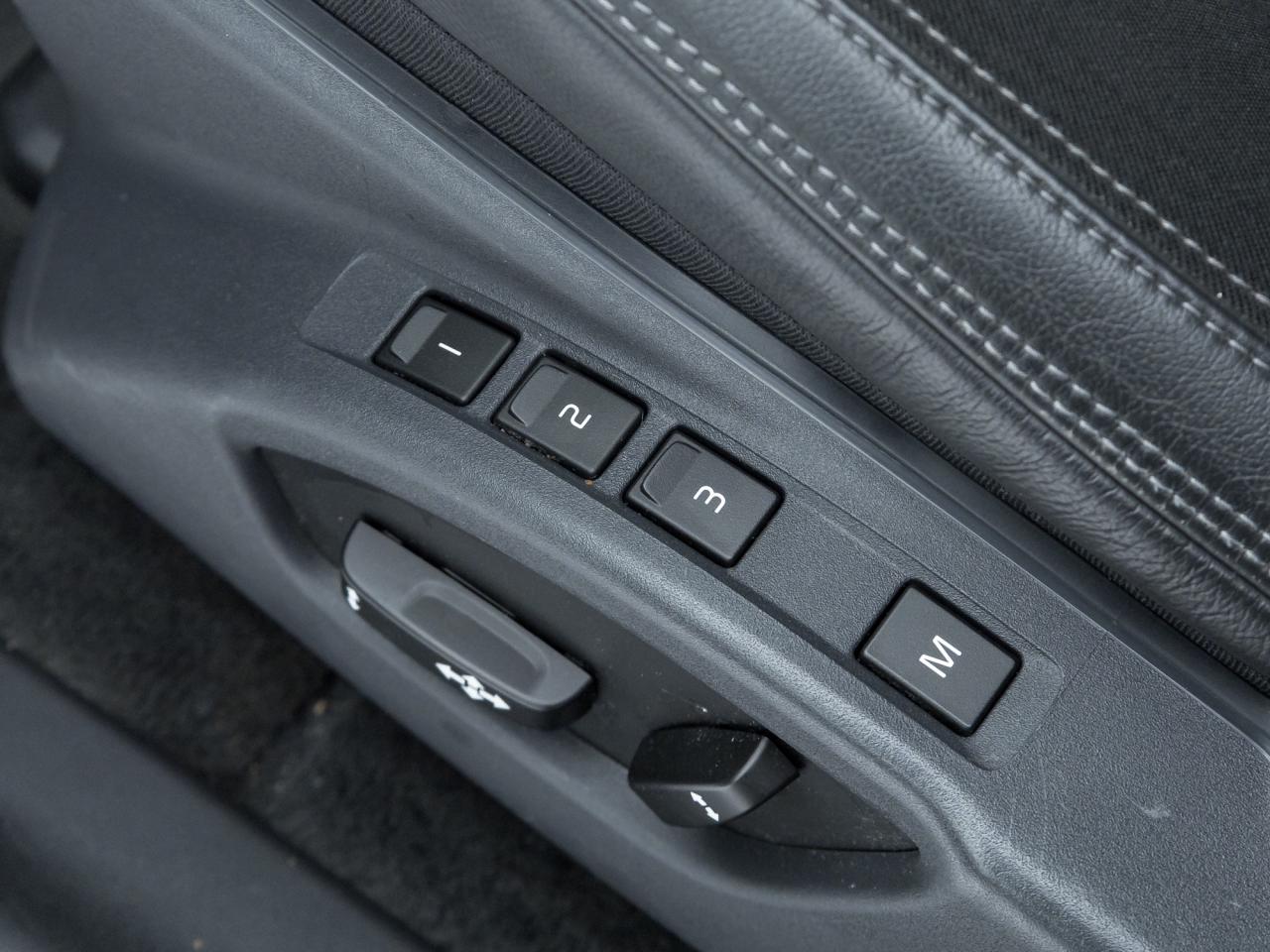 2015 Volvo XC60 2015.5 AWD 5dr T5  TRADE IN  NO ACCIDENTS  AS IS Photo