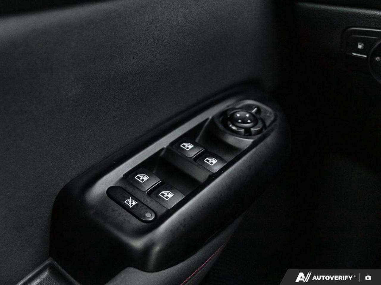 2024 Dodge Hornet PHEV Tech Pack   Black Top Photo