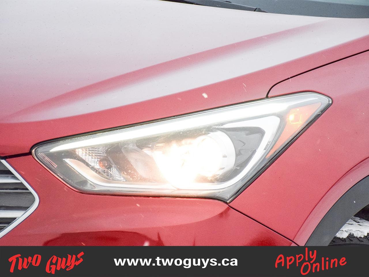 2018 Hyundai Santa Fe Sport 2.4 Luxury AWD   Panoroof   Nav   Leather Photo